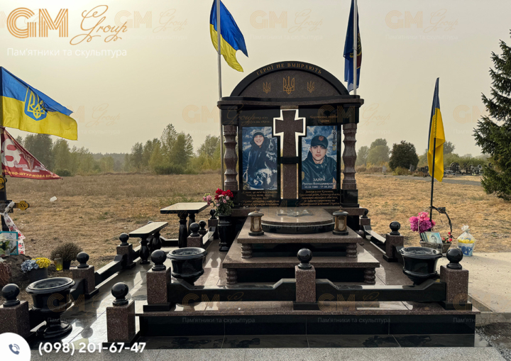 елітний гранітний пам'ятник військовому №2021