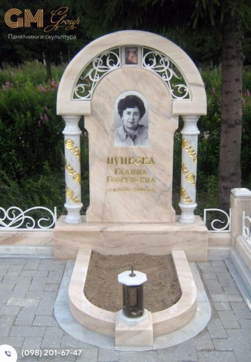 Красивий мармуровий пам'ятник жінці з колонами та аркою №8061