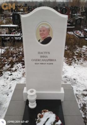 Надгробний пам'ятник жінці із білого граніту №9662
